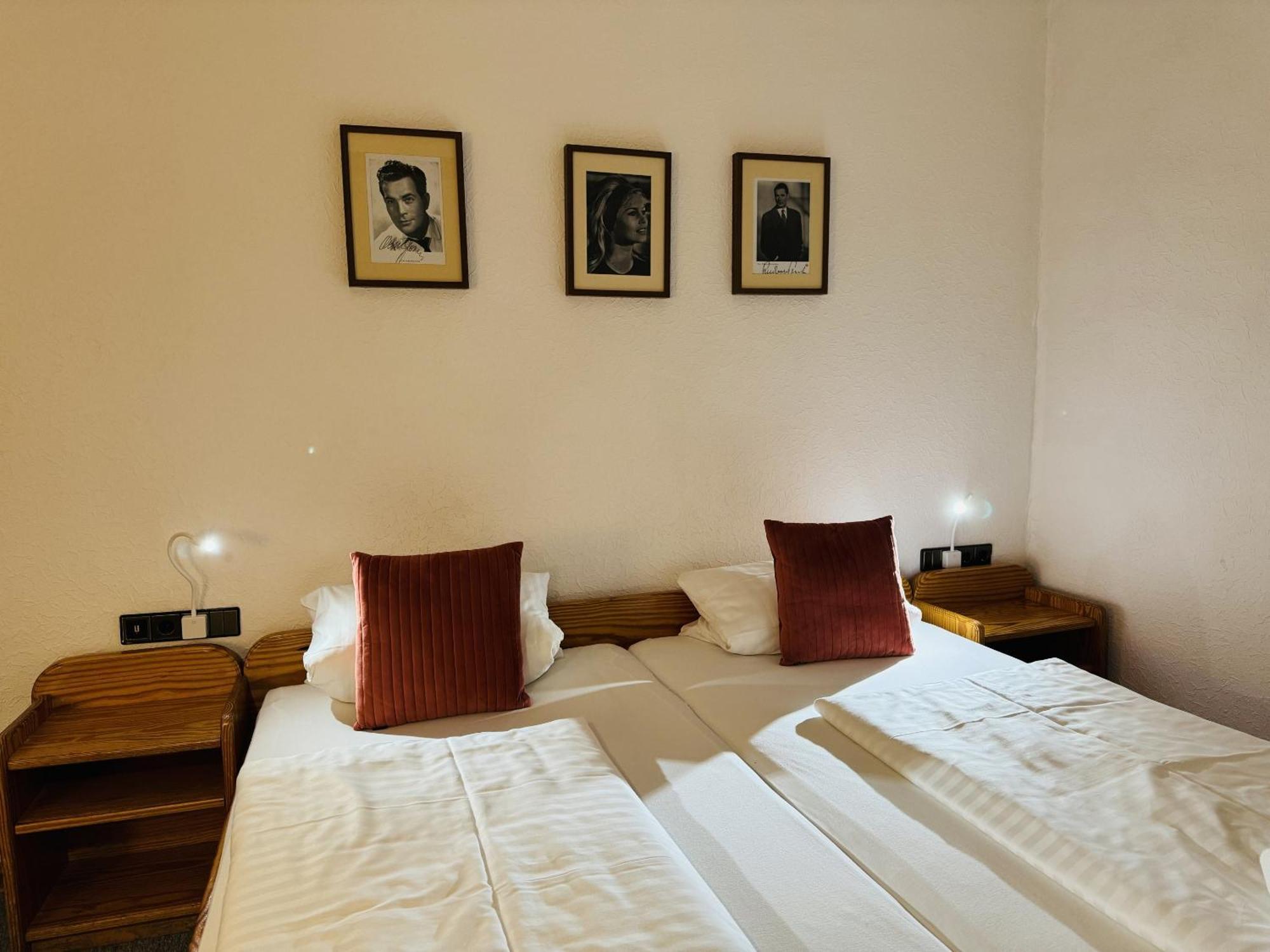 Hotel Nest Берлин Екстериор снимка