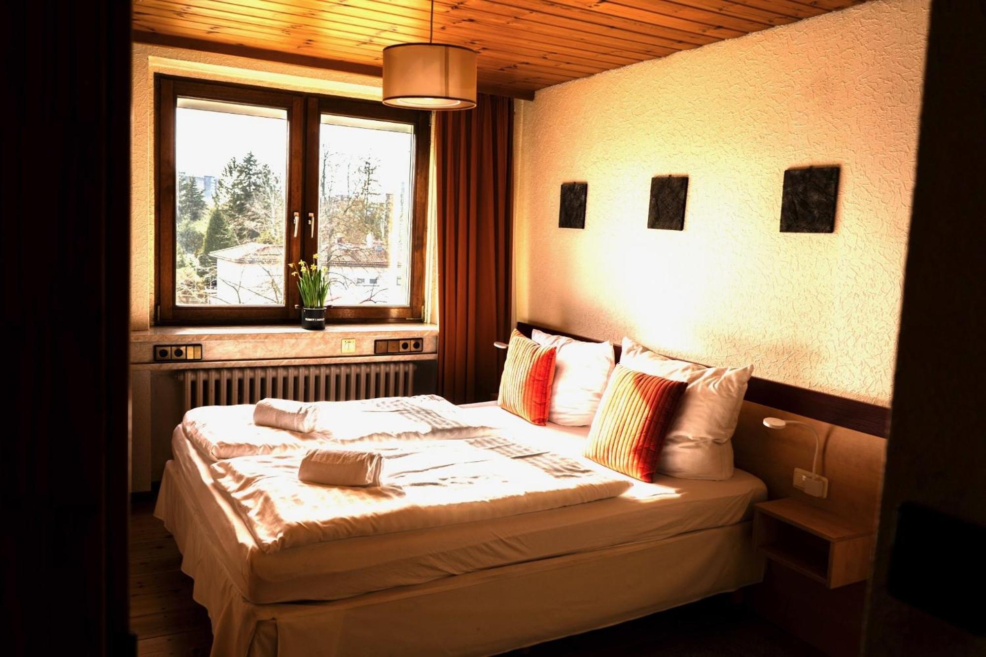 Hotel Nest Берлин Екстериор снимка